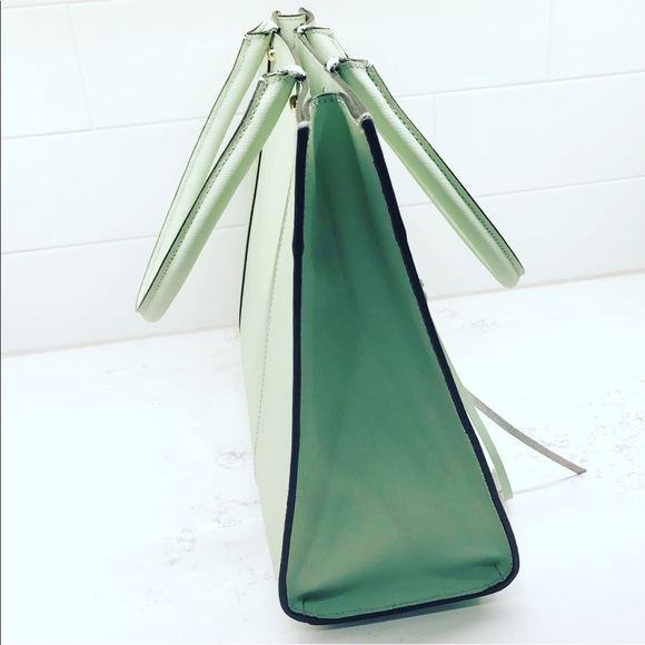 SOLD/Rebecca Minkoff Large MAB Tote Saffiano Leather - Picture 10 of 15